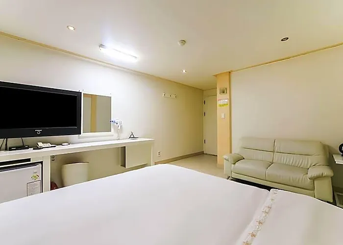 Orange 酒店