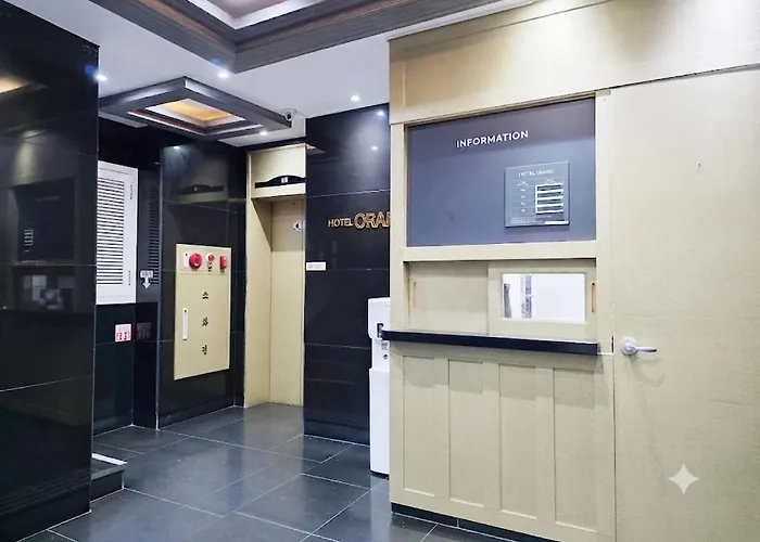 Orange 酒店