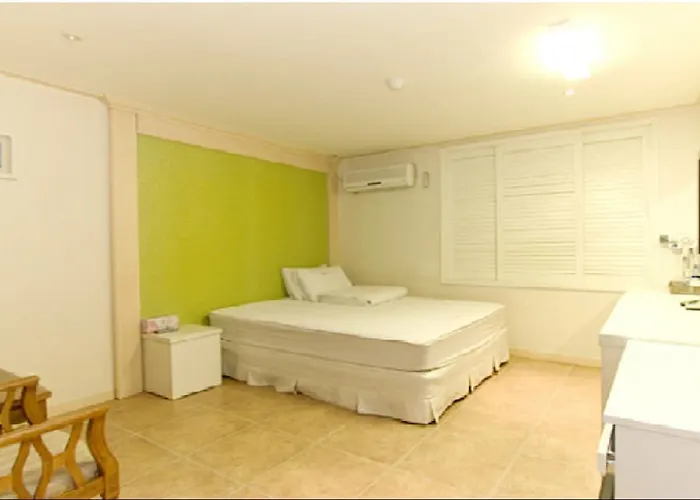 Hotel Orange
